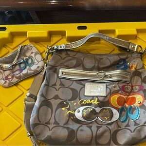 Vintage - Coach Poppy 2 pc set purse and wristlet